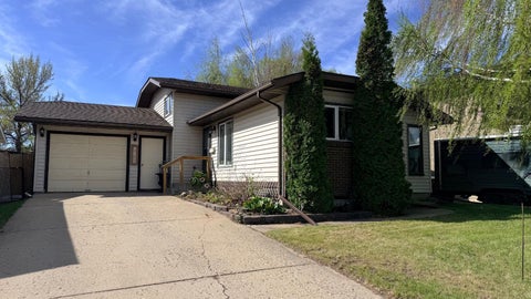 Photo of 5709 40 Street, Lloydminster, AB T9V 2P5 (MLS # A2305990)