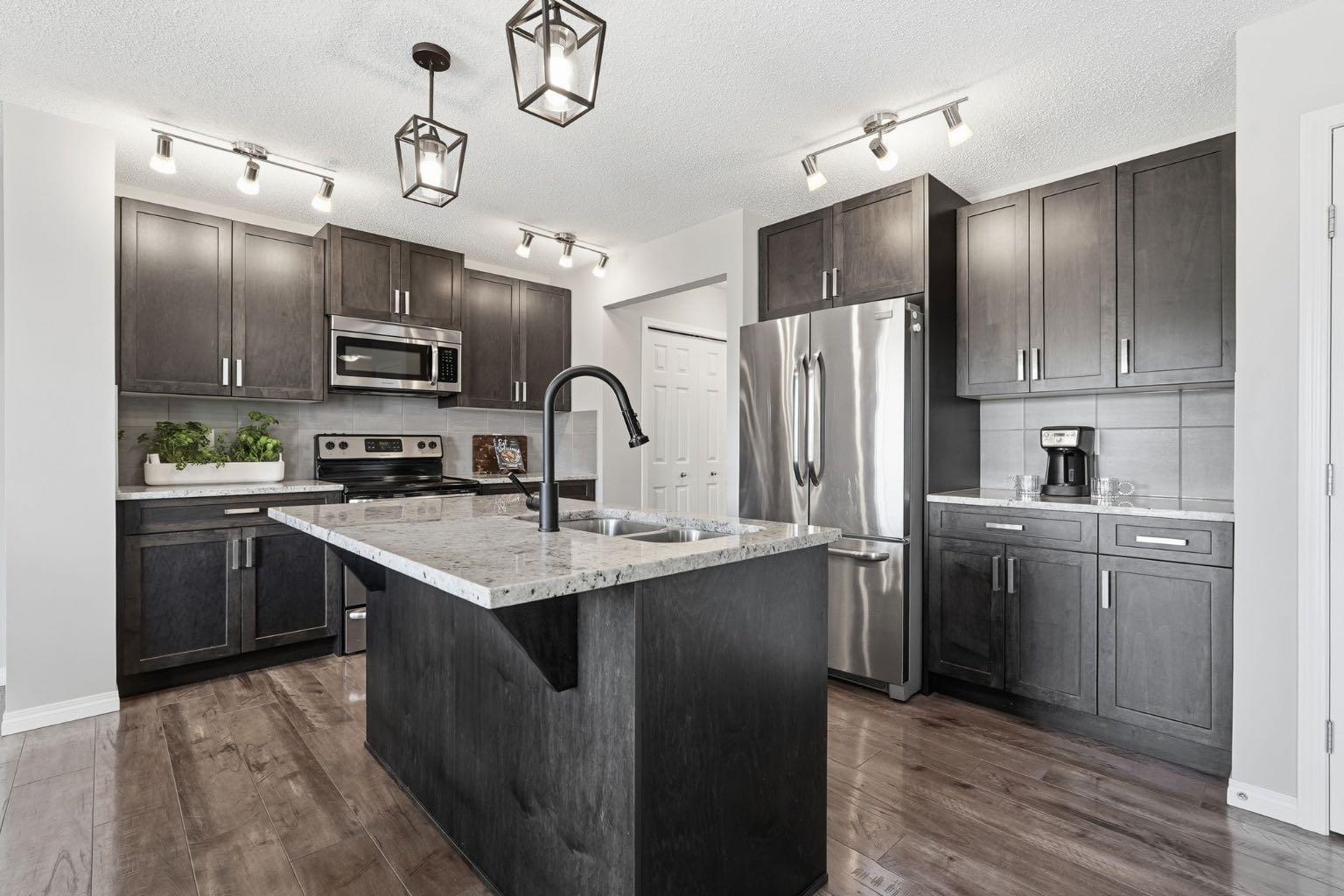73 Mount Rae Heights