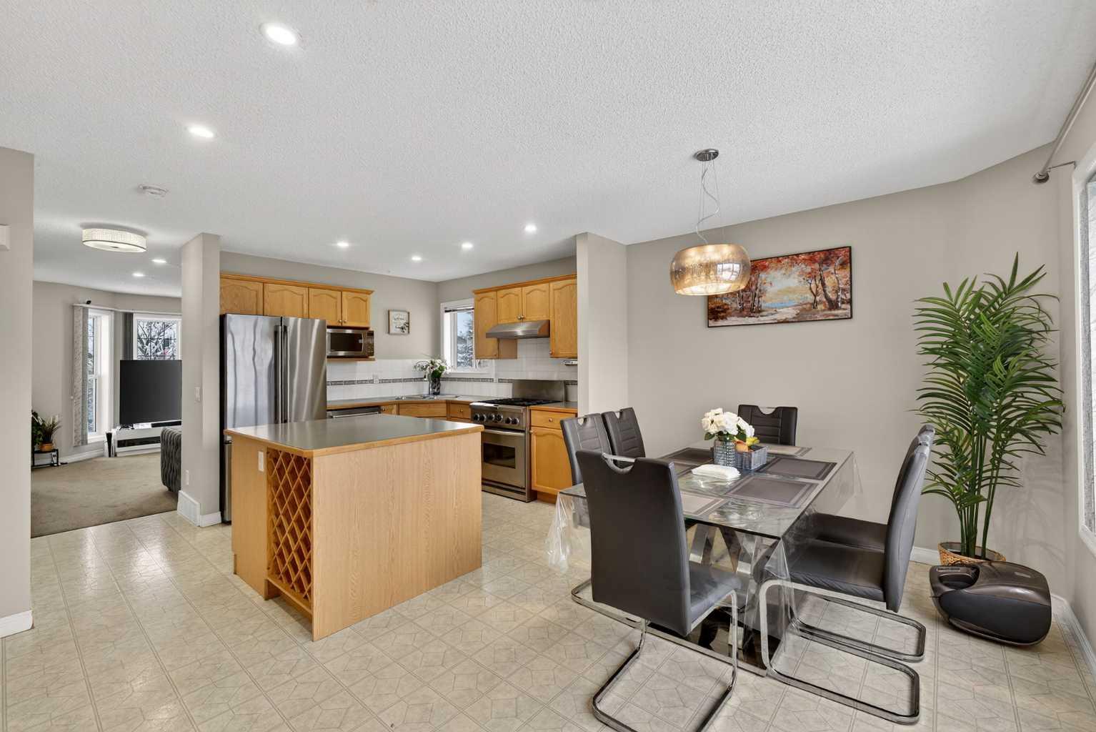 78 Tarington Close NE