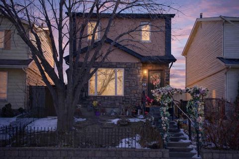 Photo of 44 Applecroft Road SE, Calgary, AB T2A 7J3 (MLS # A2299033)