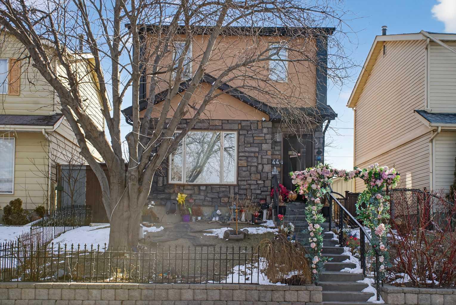 44 Applecroft Road SE