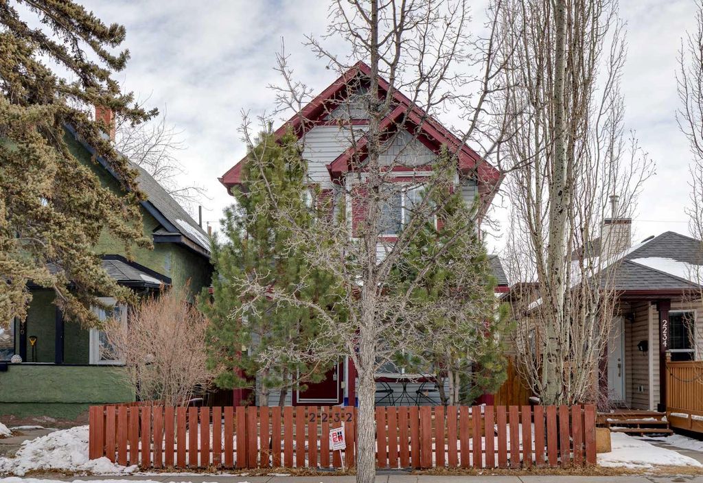 Photo of 2232 15A Street SE, Calgary, AB T2G 3N1 (MLS # A2289339)