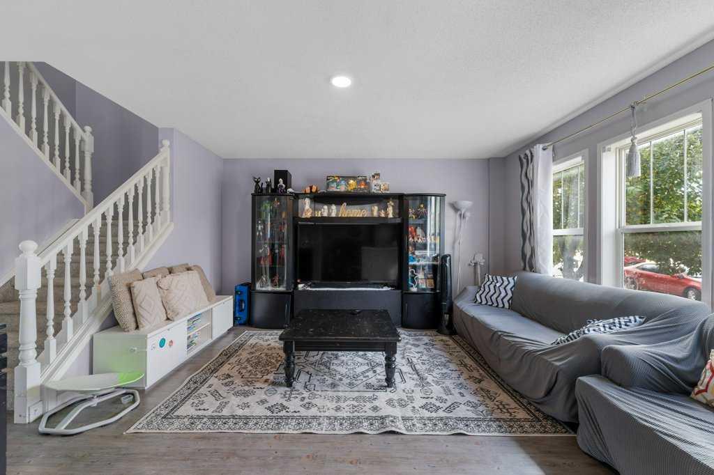 154 Bridlewood Drive SW