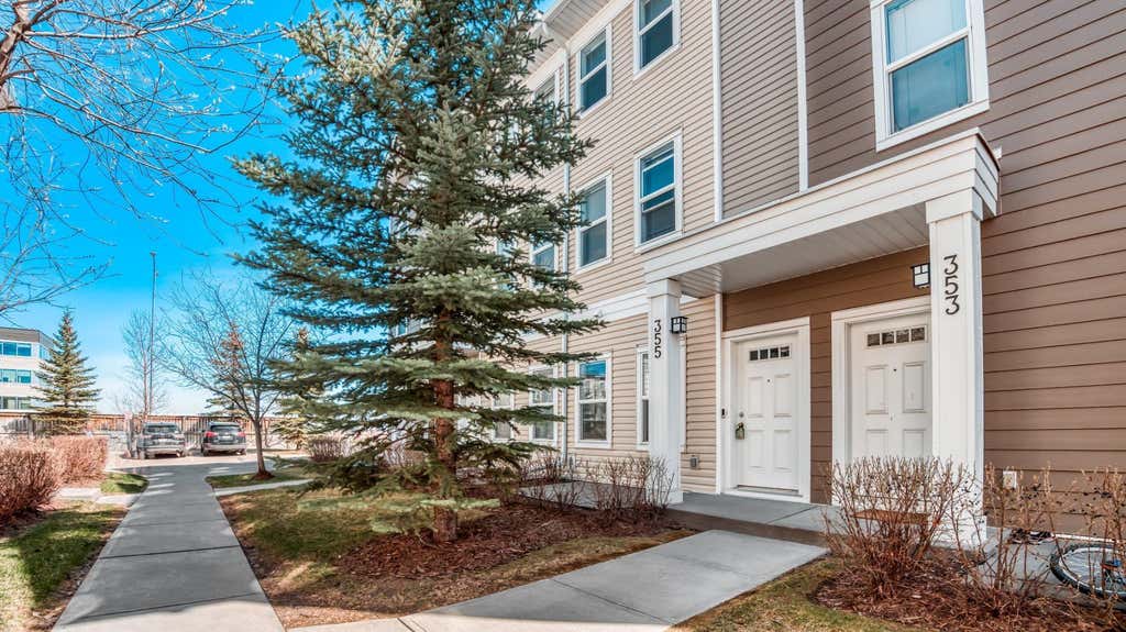 Photo of 355 Silverado Common SW, Calgary, AB T2X 0S4 (MLS # A2336733)