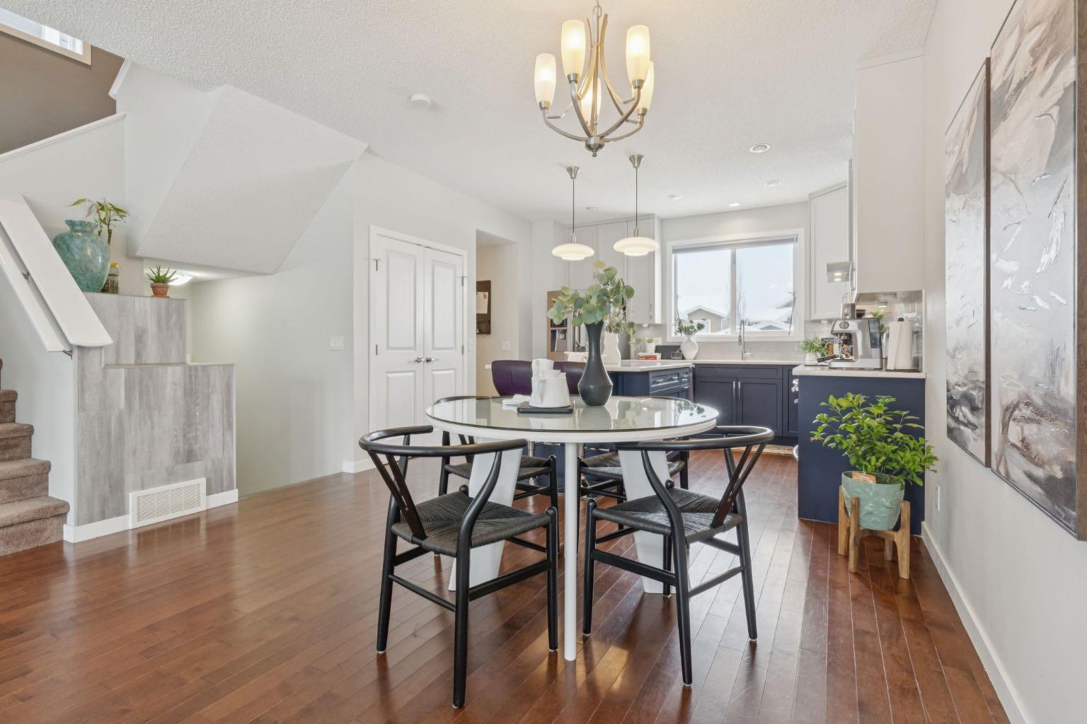 480 River Heights Green