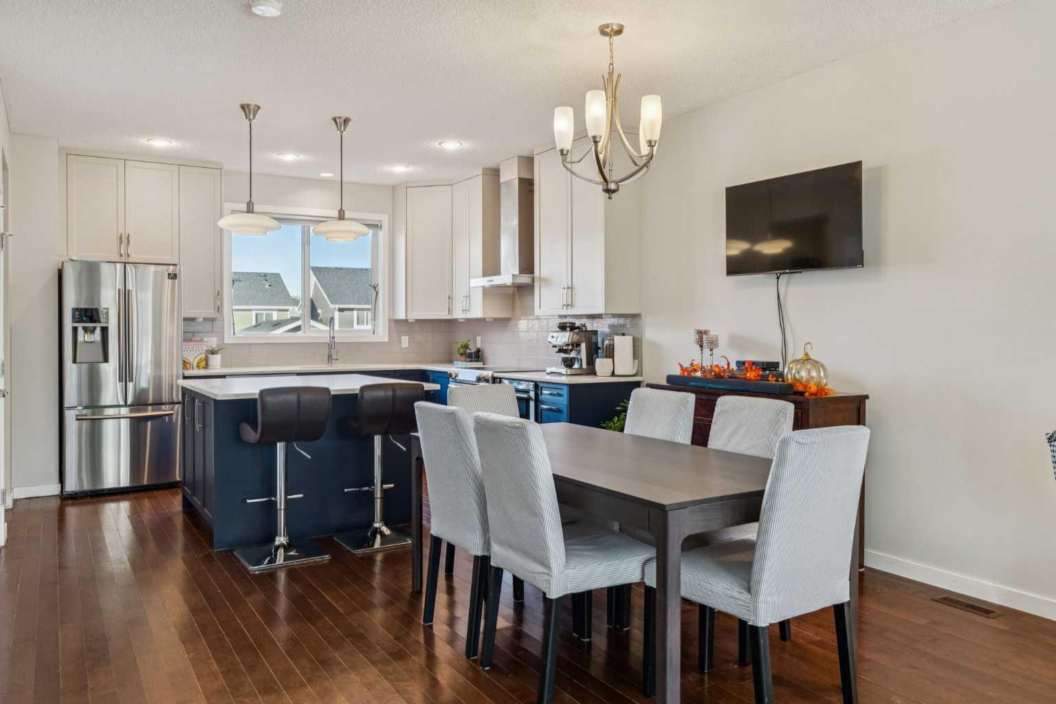 480 River Heights Green