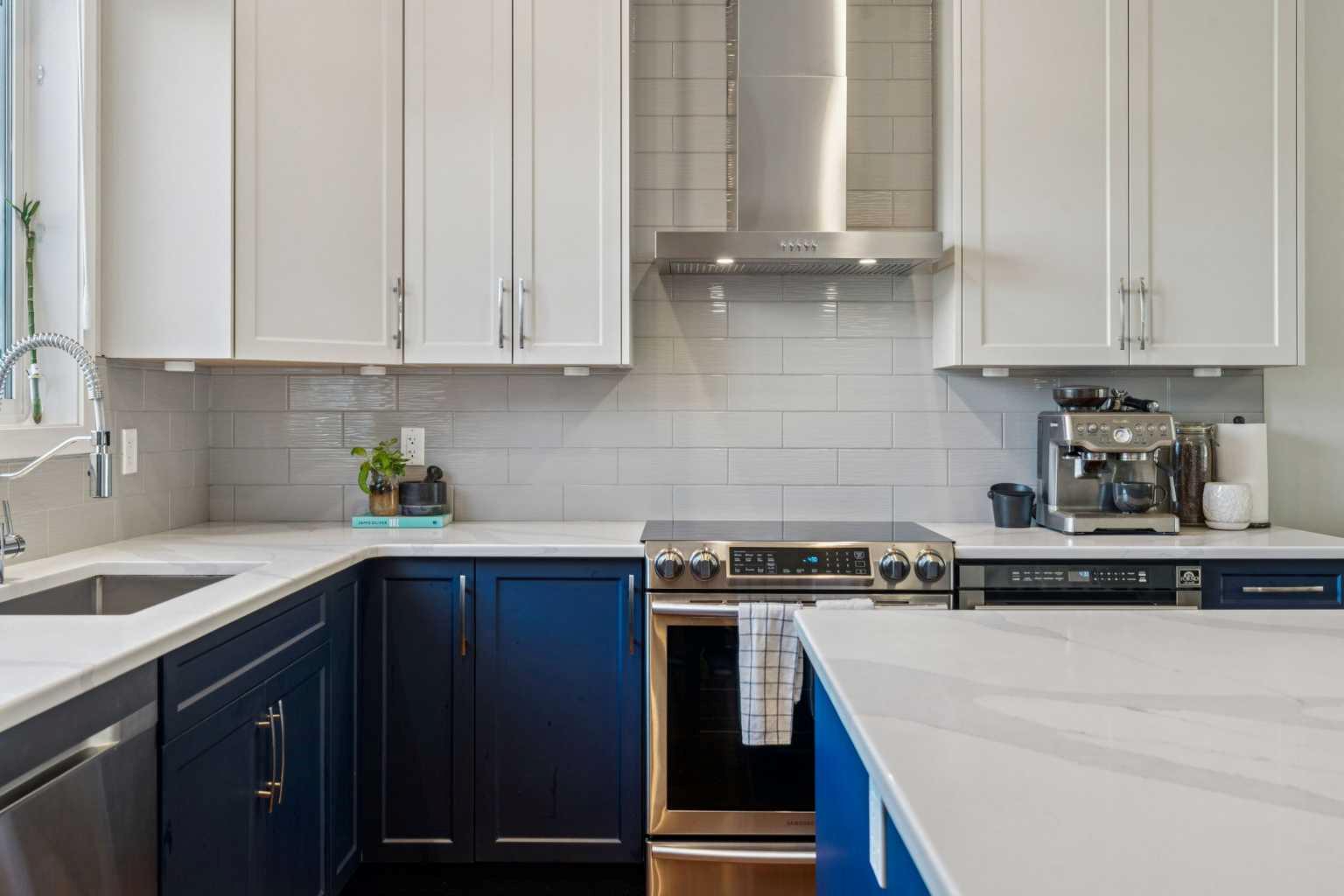 480 River Heights Green