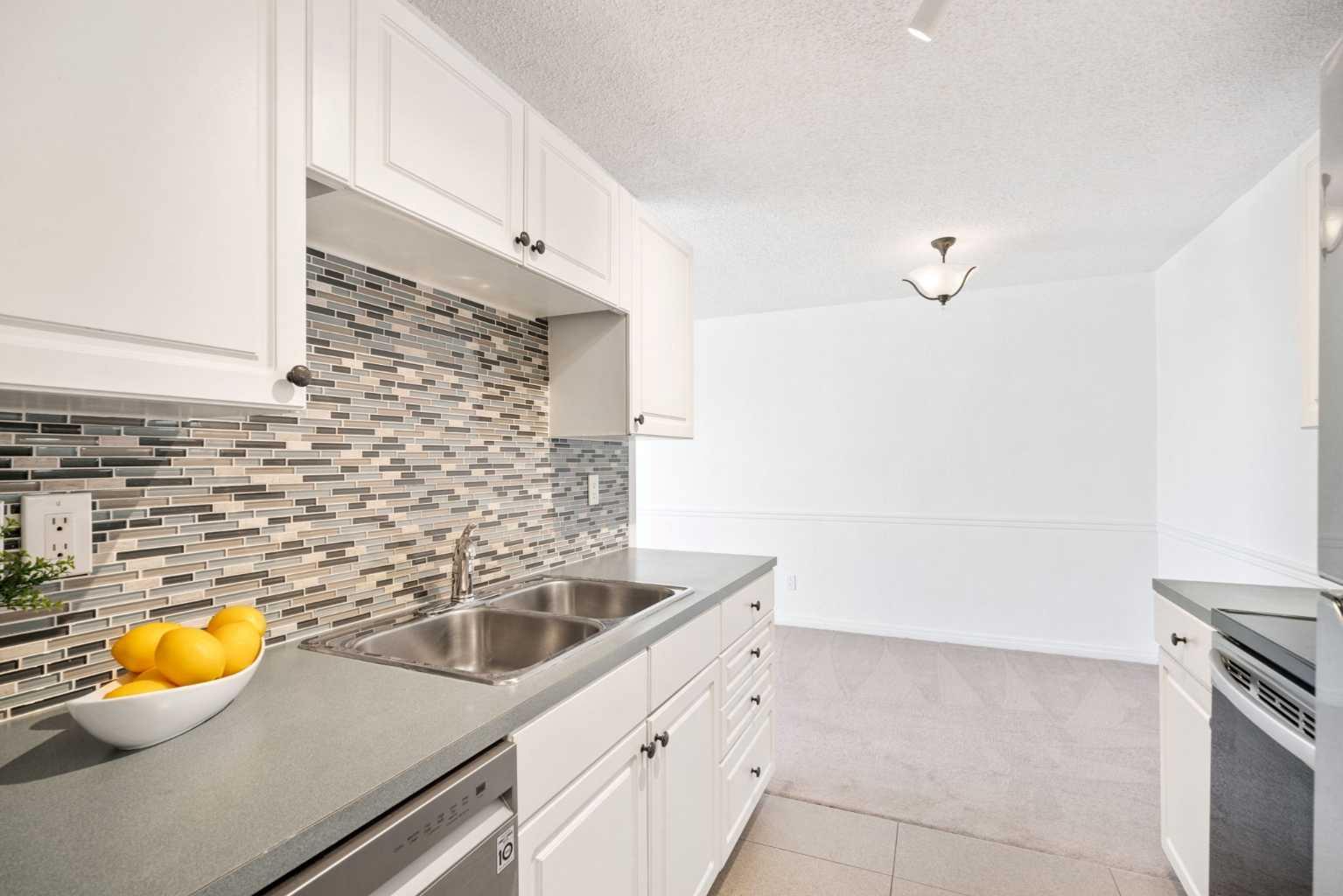 1113 37 Street SW 404