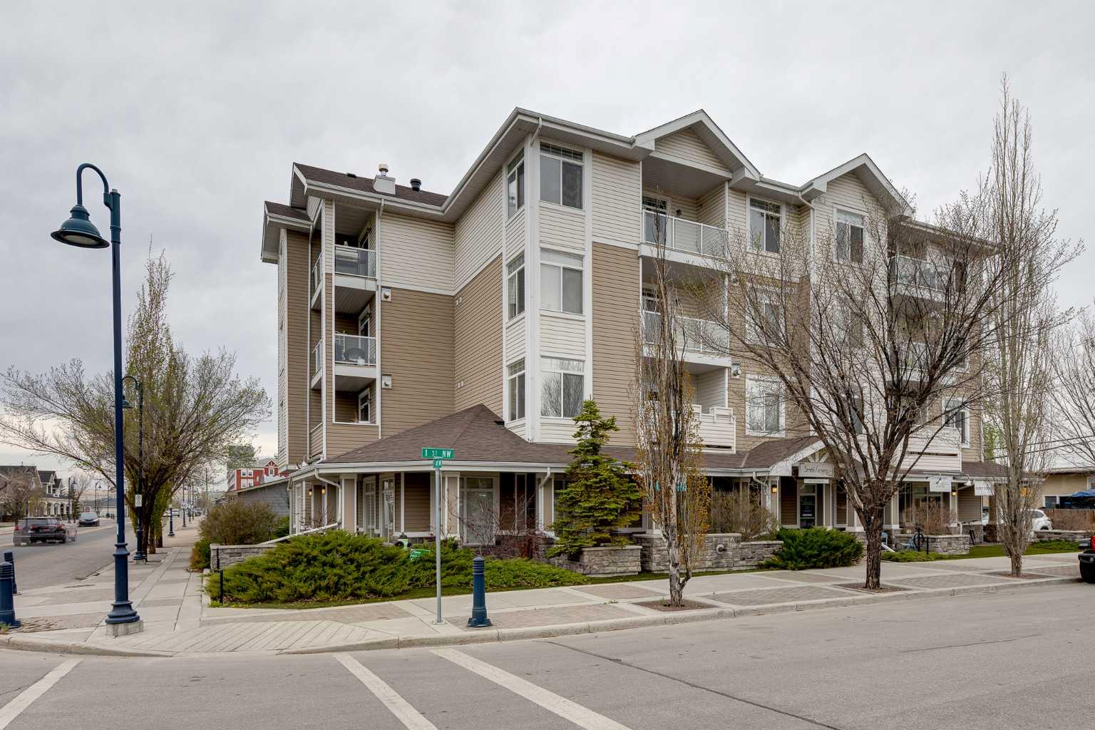 132 1 Avenue NW 401