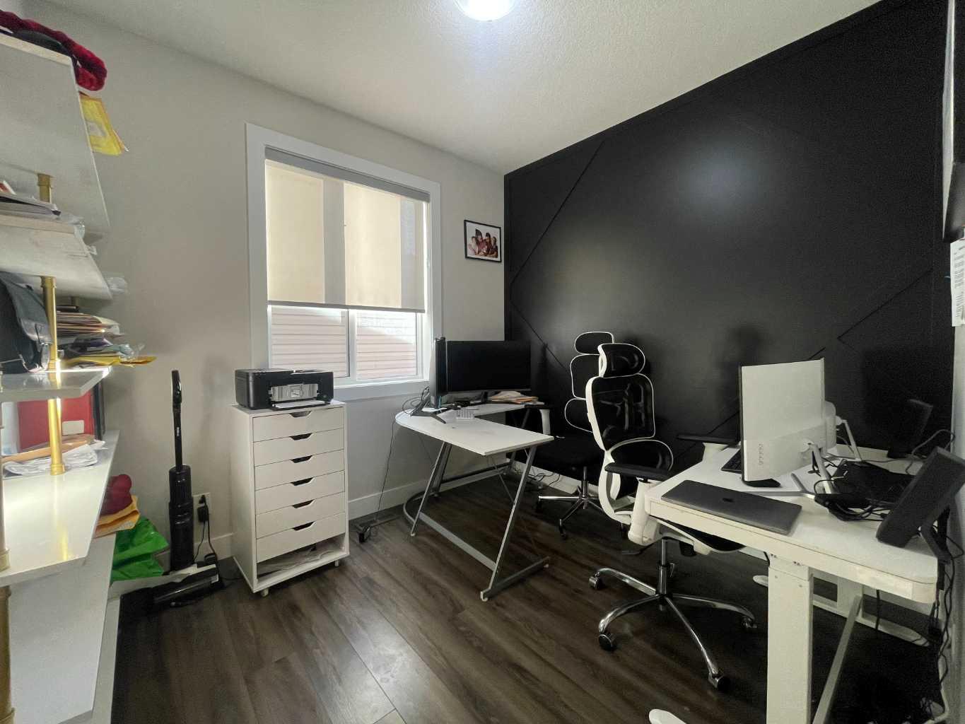 220 Carringham Road NW