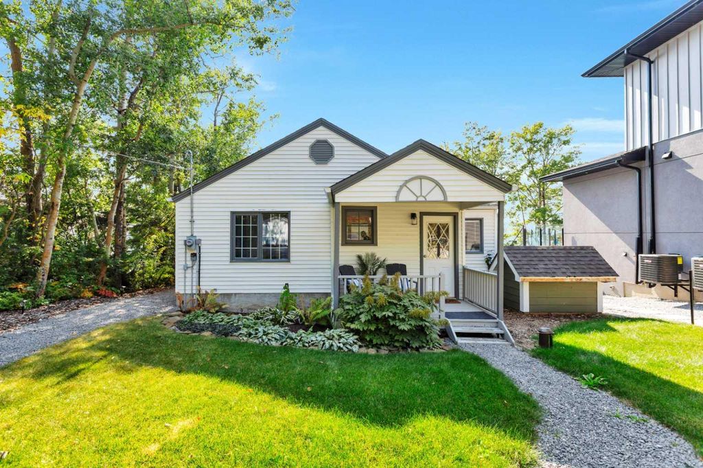 Photo of 79 Birchcliff Road, Birchcliff, AB T4S 1R6 (MLS # A2285833)