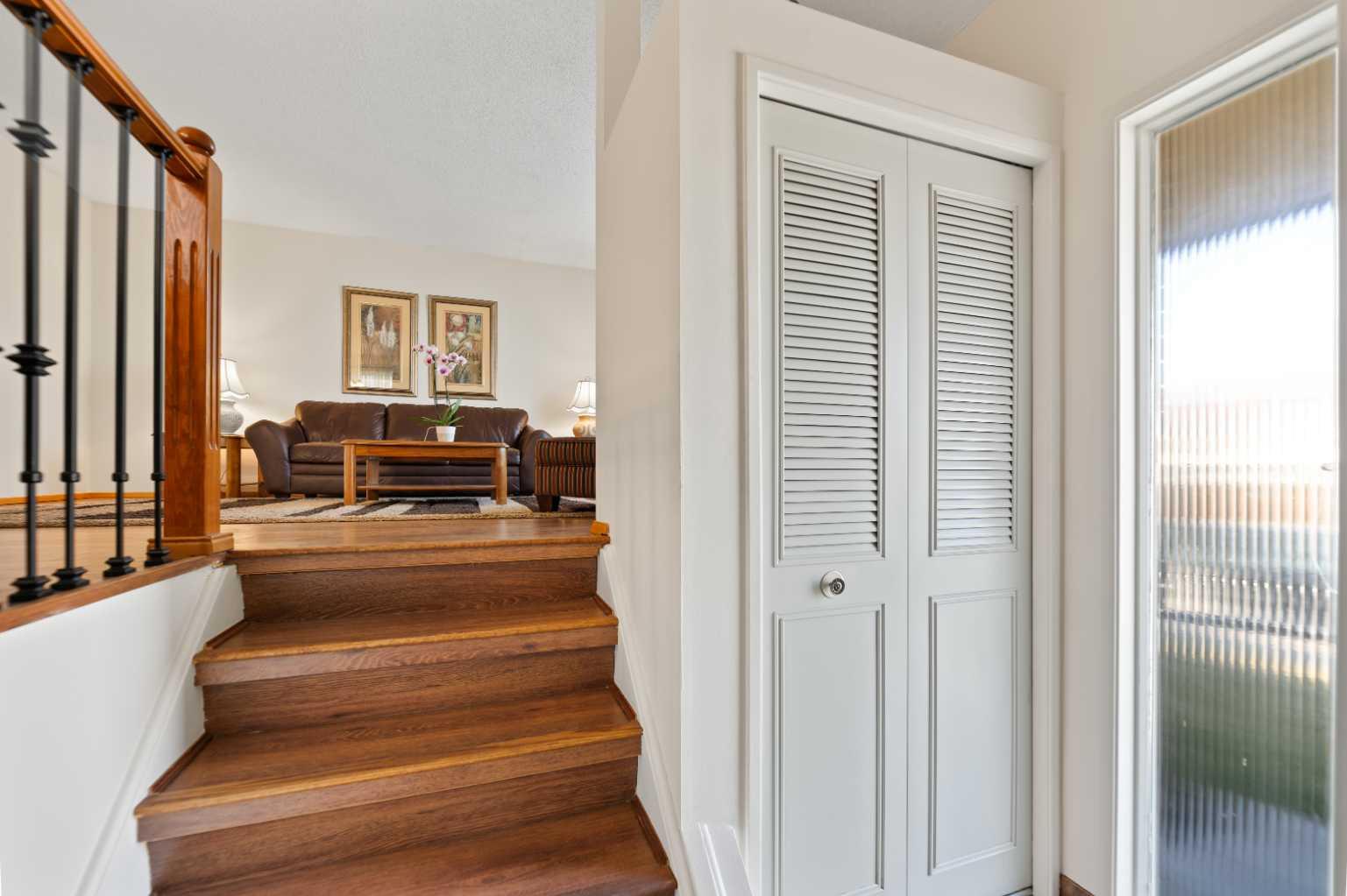 103 Abadan Crescent NE