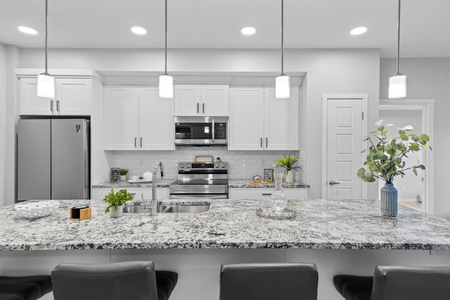 200 Harvest Hills Place NE 105