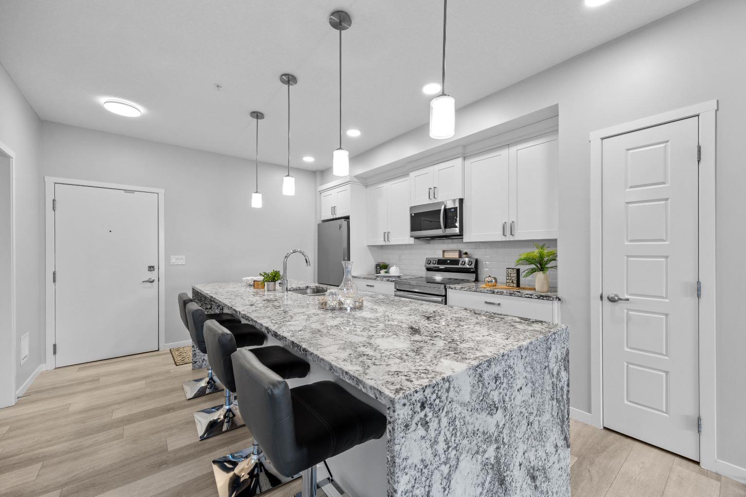 200 Harvest Hills Place NE 105