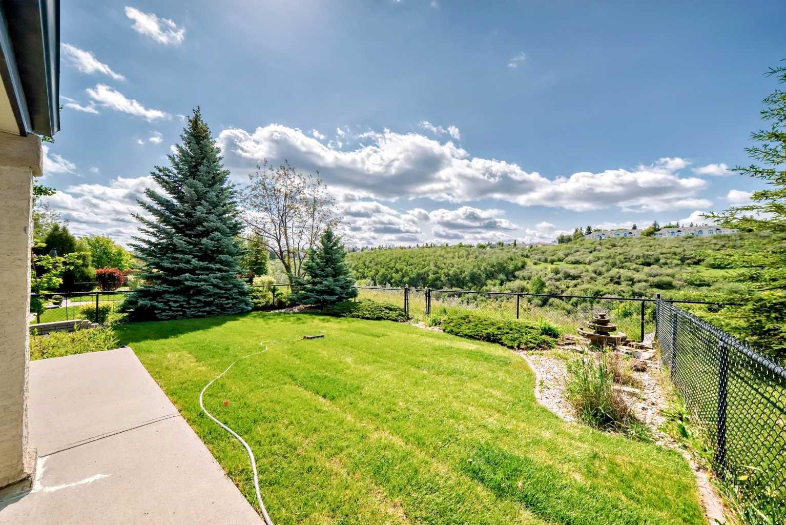 55 Edgeridge Circle NW