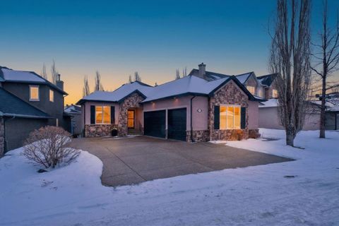 2735 Evercreek Bluffs Way SW Calgary AB T2Y 4P6