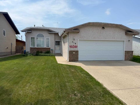 Photo of 719 Parkland Drive, Brooks, AB T1R 0M3 (MLS # A2316132)