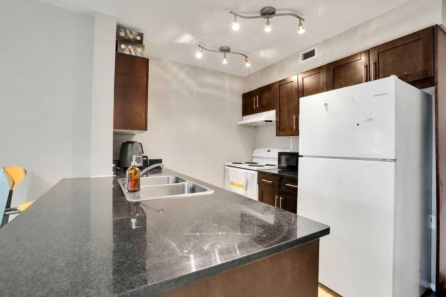 355 Taralake Way NE 215