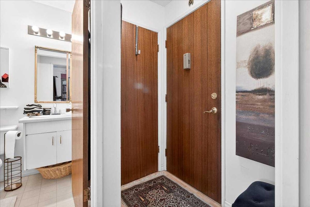 Photo of 916 3 Avenue NW #5, Calgary, AB T2N 0J6 (MLS # A2343166)