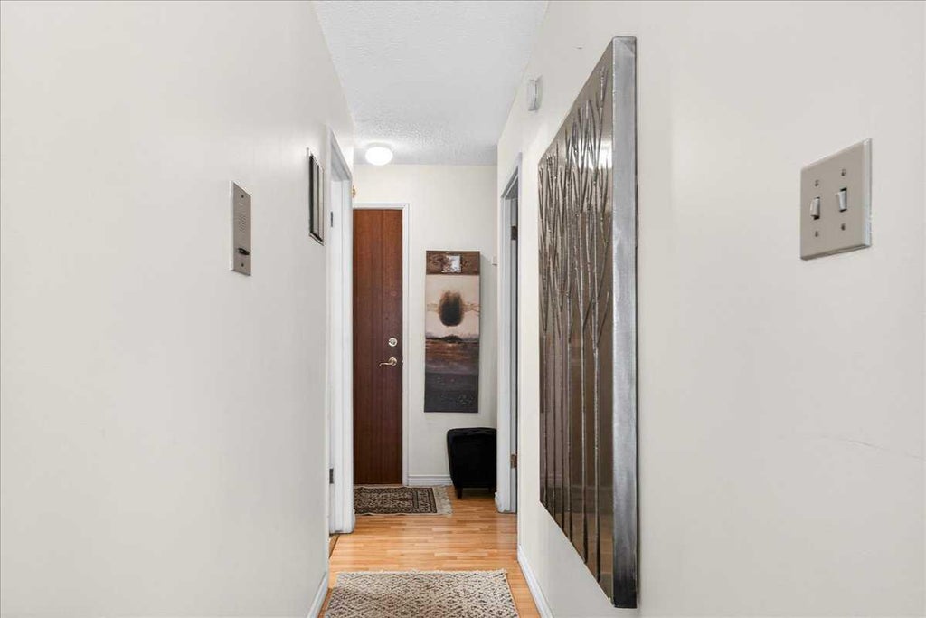 Photo of 916 3 Avenue NW #5, Calgary, AB T2N 0J6 (MLS # A2343166)