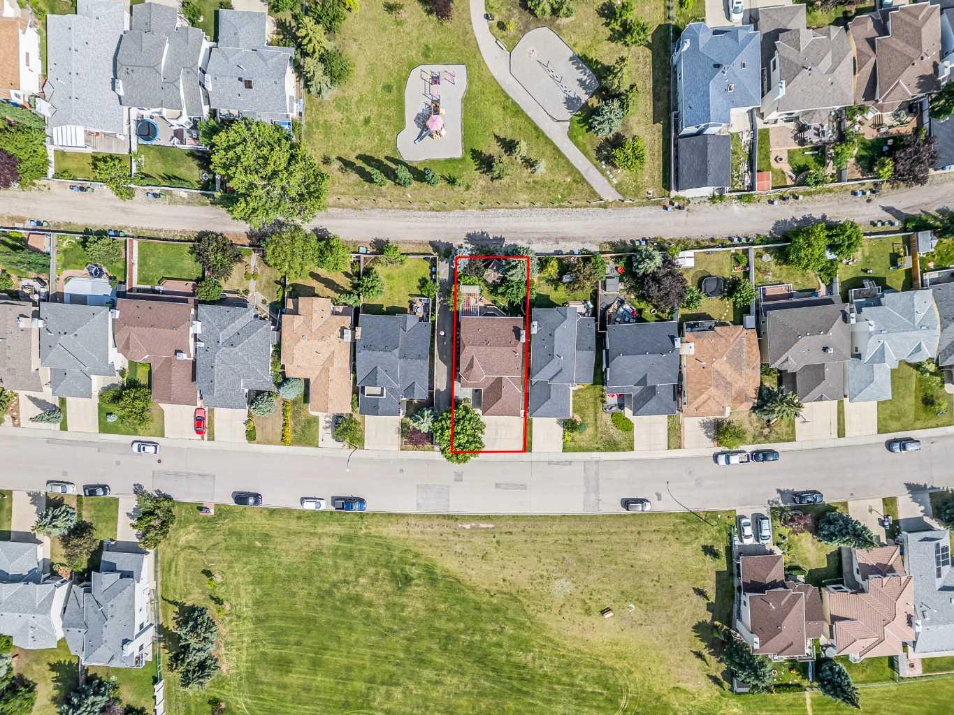139 Hawkville Close NW