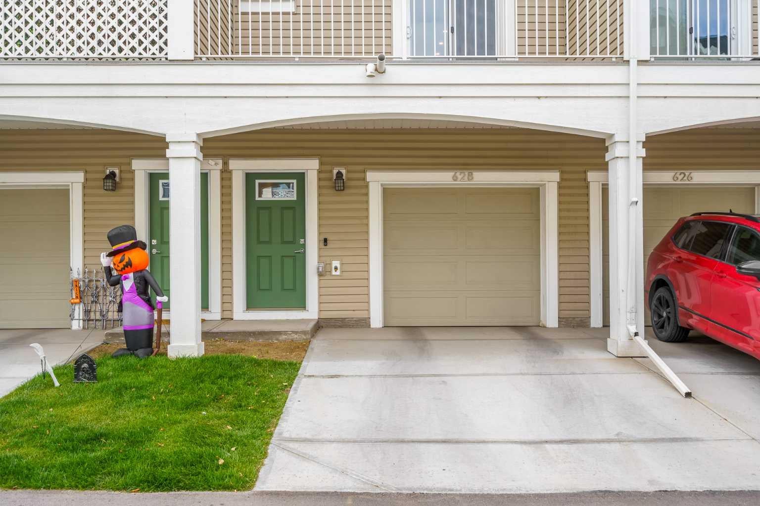 628 Copperstone Manor SE