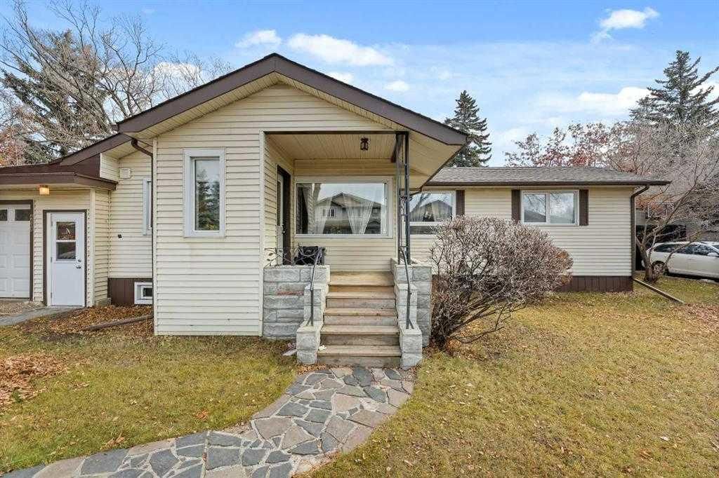 Photo of 4609 47 Avenue Ave, Olds, AB T4H 1C7 (MLS # A2264588)