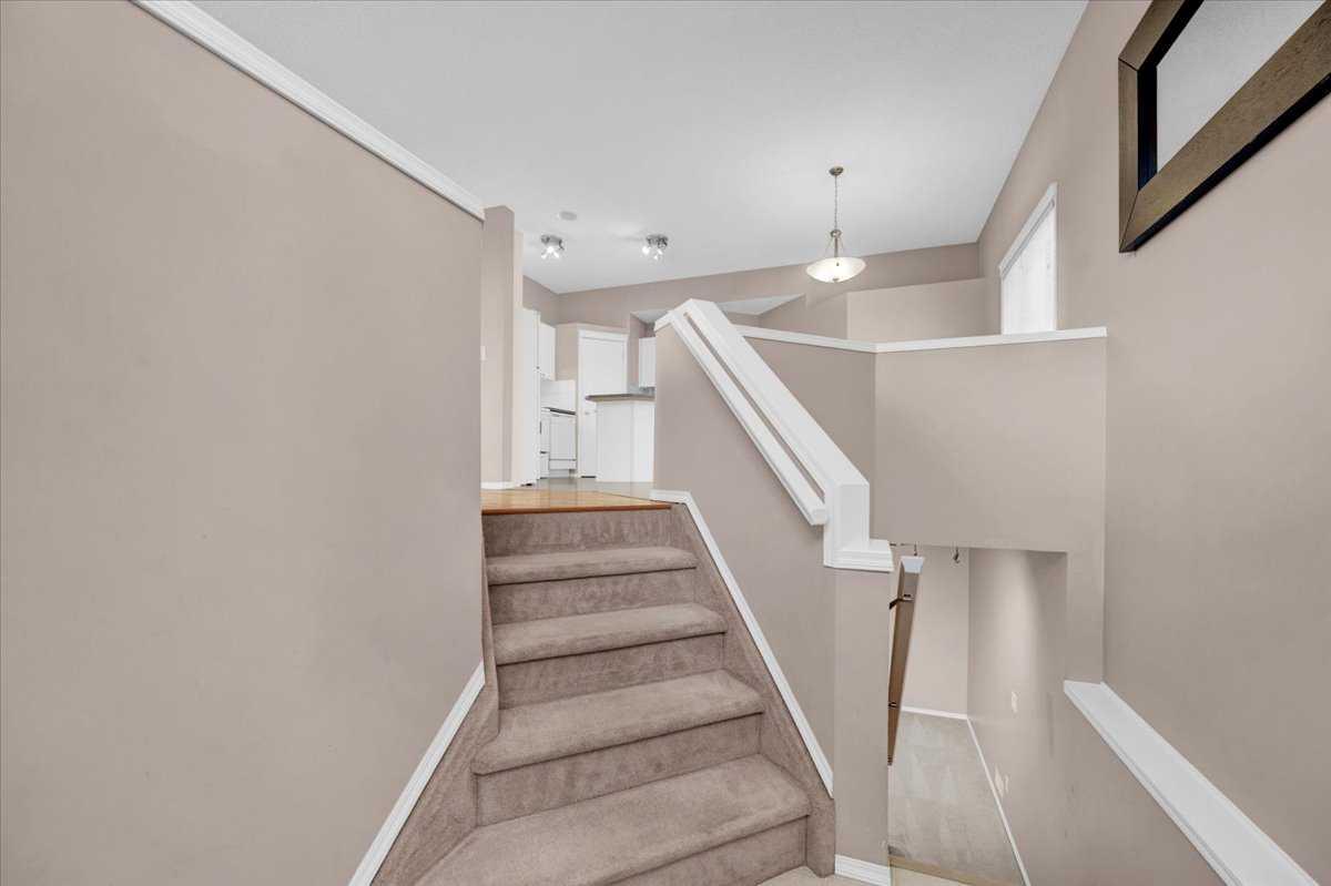 231 Tuscany Drive NW