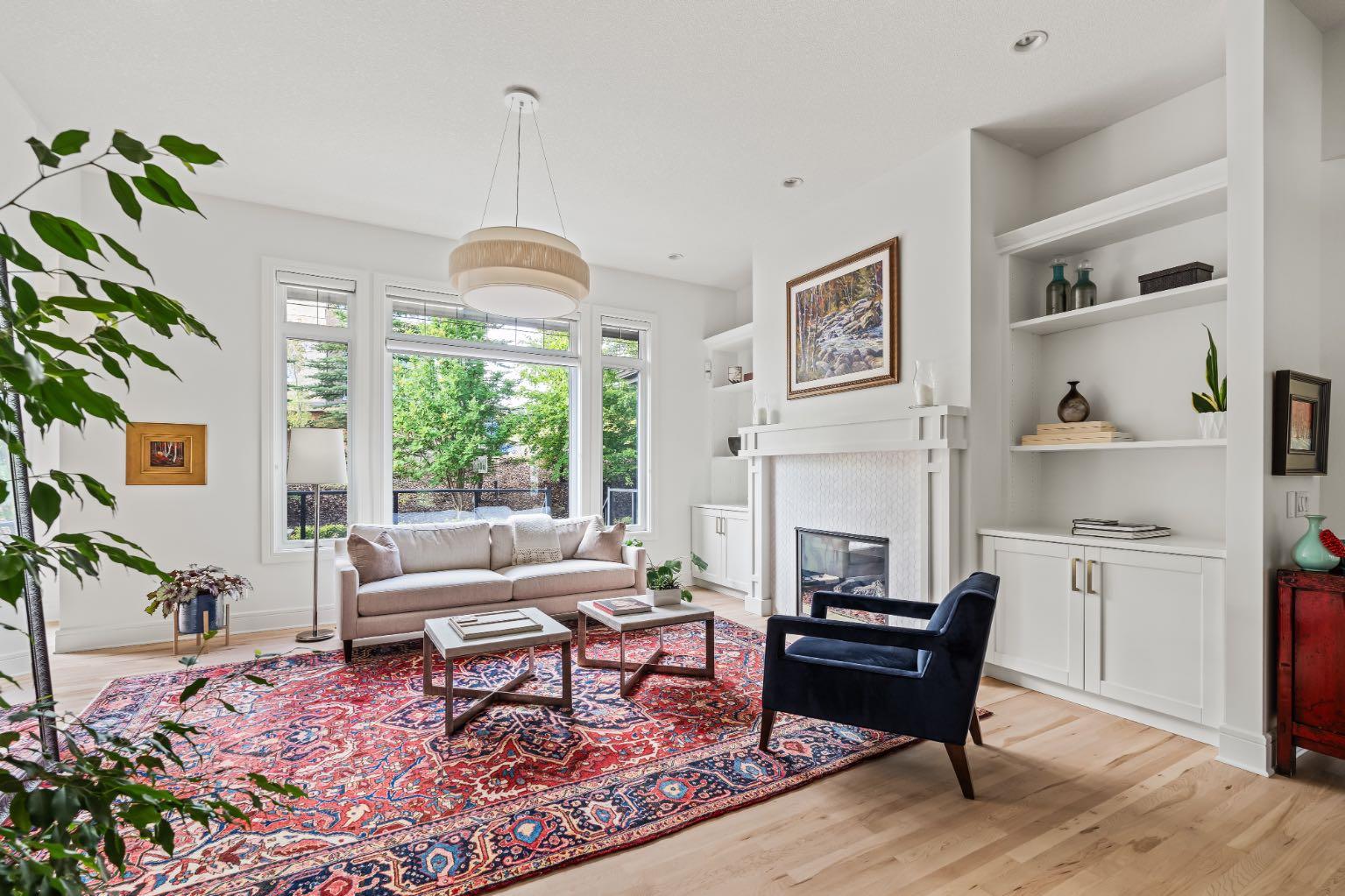 9 Elmont View SW