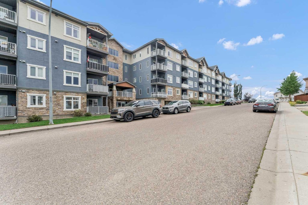 Photo of 19 Terrace View NE #305, Medicine Hat, AB T1C 0E8 (MLS # A2348191)