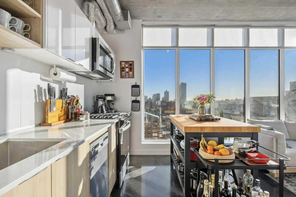 1319 14 Avenue SW 1002