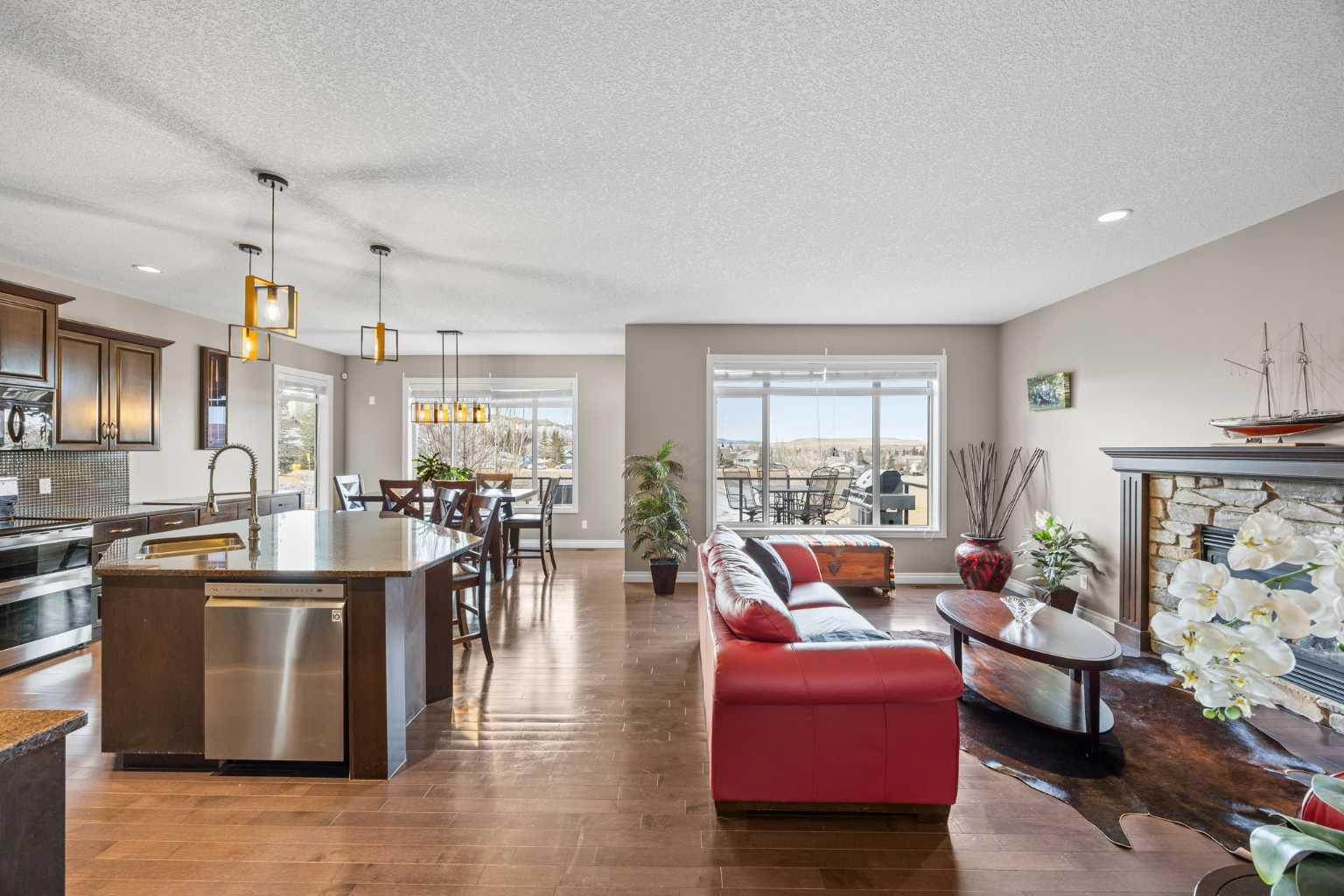 289 Jumping Pound Terrace