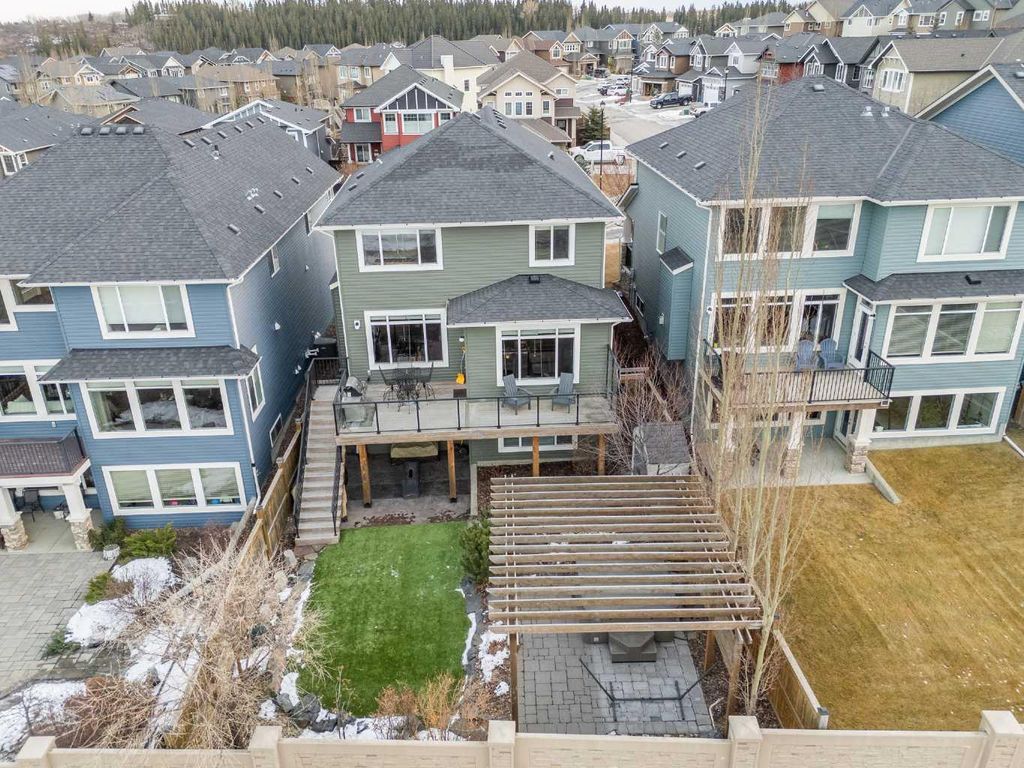 Photo of 289 Jumping Pound Terrace, Cochrane, AB T4C 1G3 (MLS # A2283277)