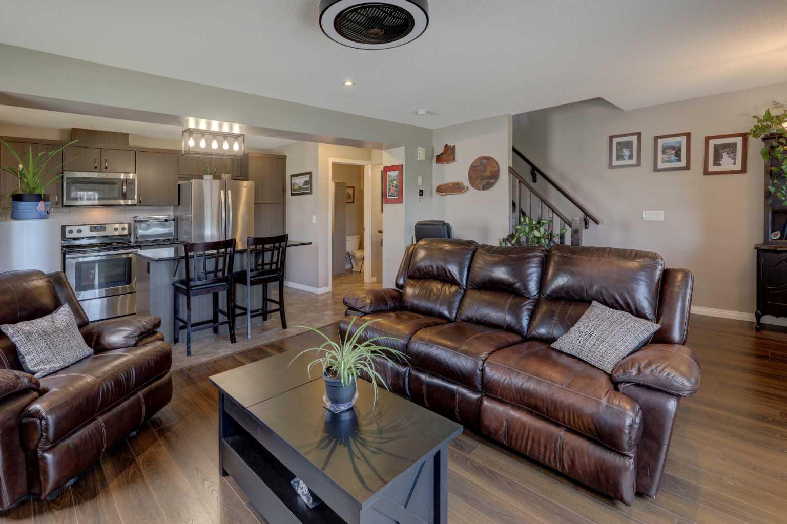140 Windford Grove SW