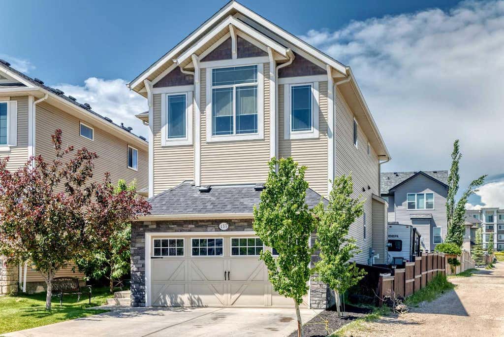 Photo of 157 Sage Valley Road NW, Calgary, AB T3R 0J2 (MLS # A2335200)