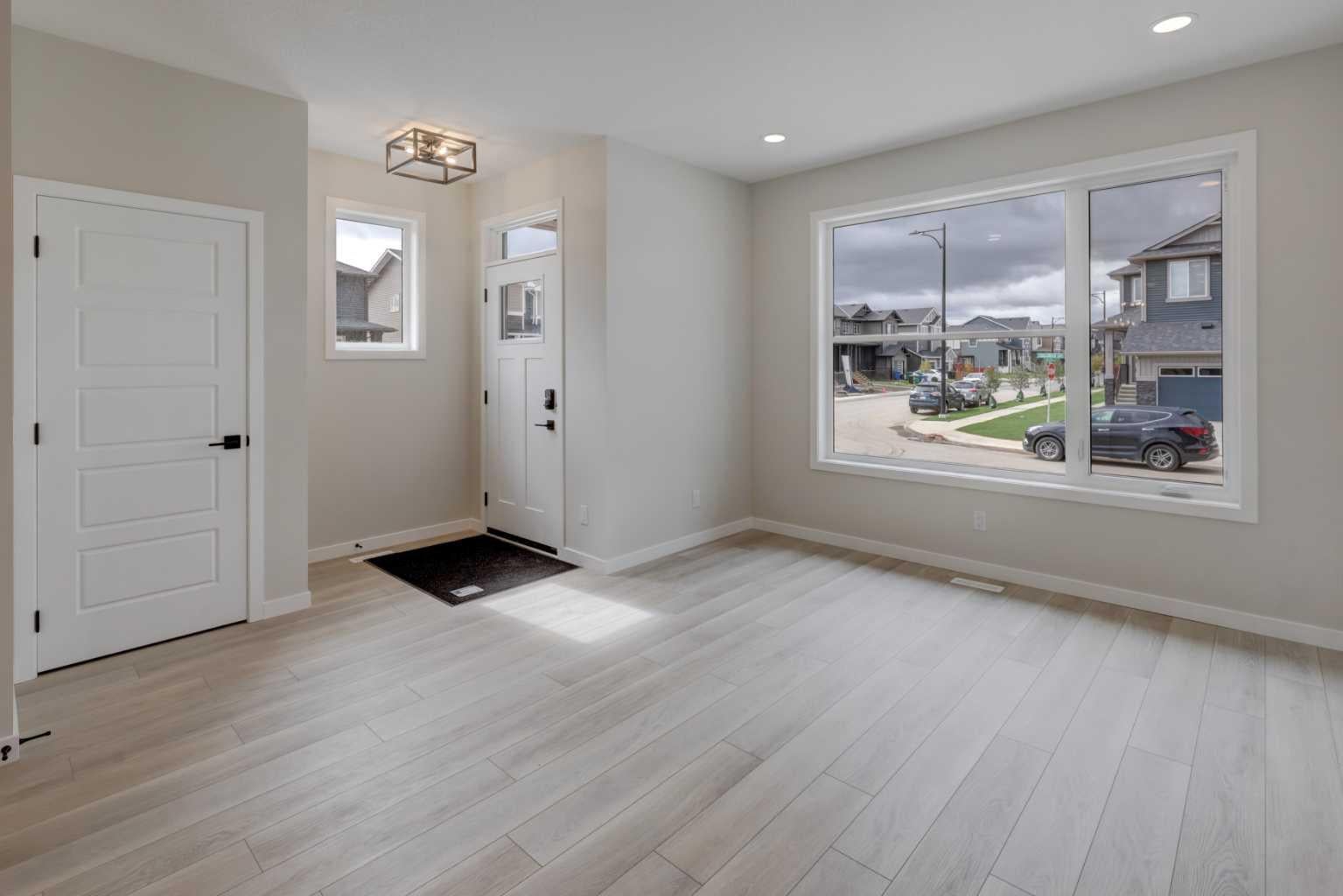 2002 Cobblebrook Crescent SW