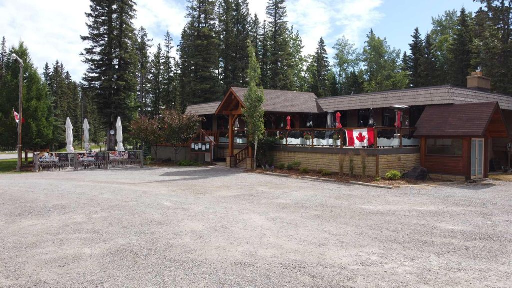 Photo of 75 White Avenue, Bragg Creek, AB T0L 0K0 (MLS # A2295484)
