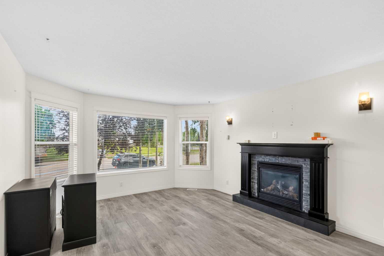 213 Pinnacle Drive