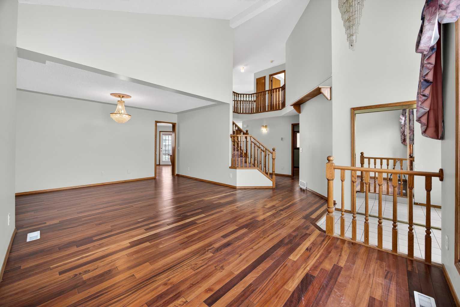 90 Hawkmount Green NW