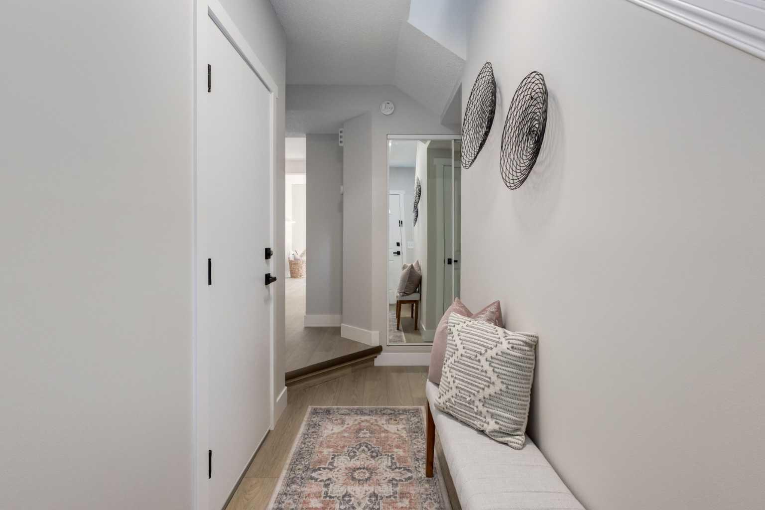 16 Millrise Green SW