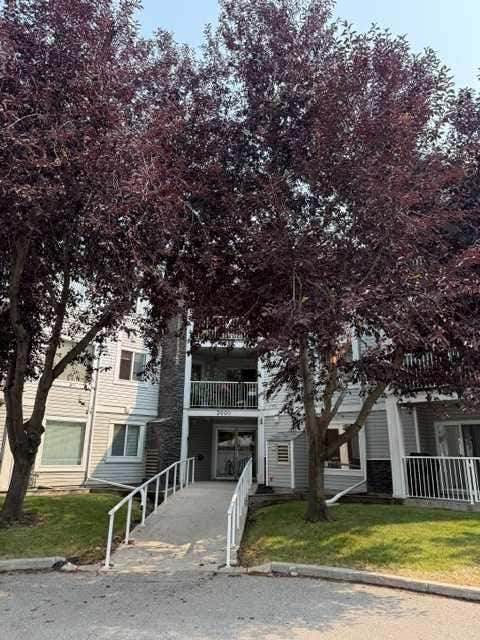 Photo of 3205 Valleyview Park SE #205, Calgary, AB T2B 3R6 (MLS # A2336058)