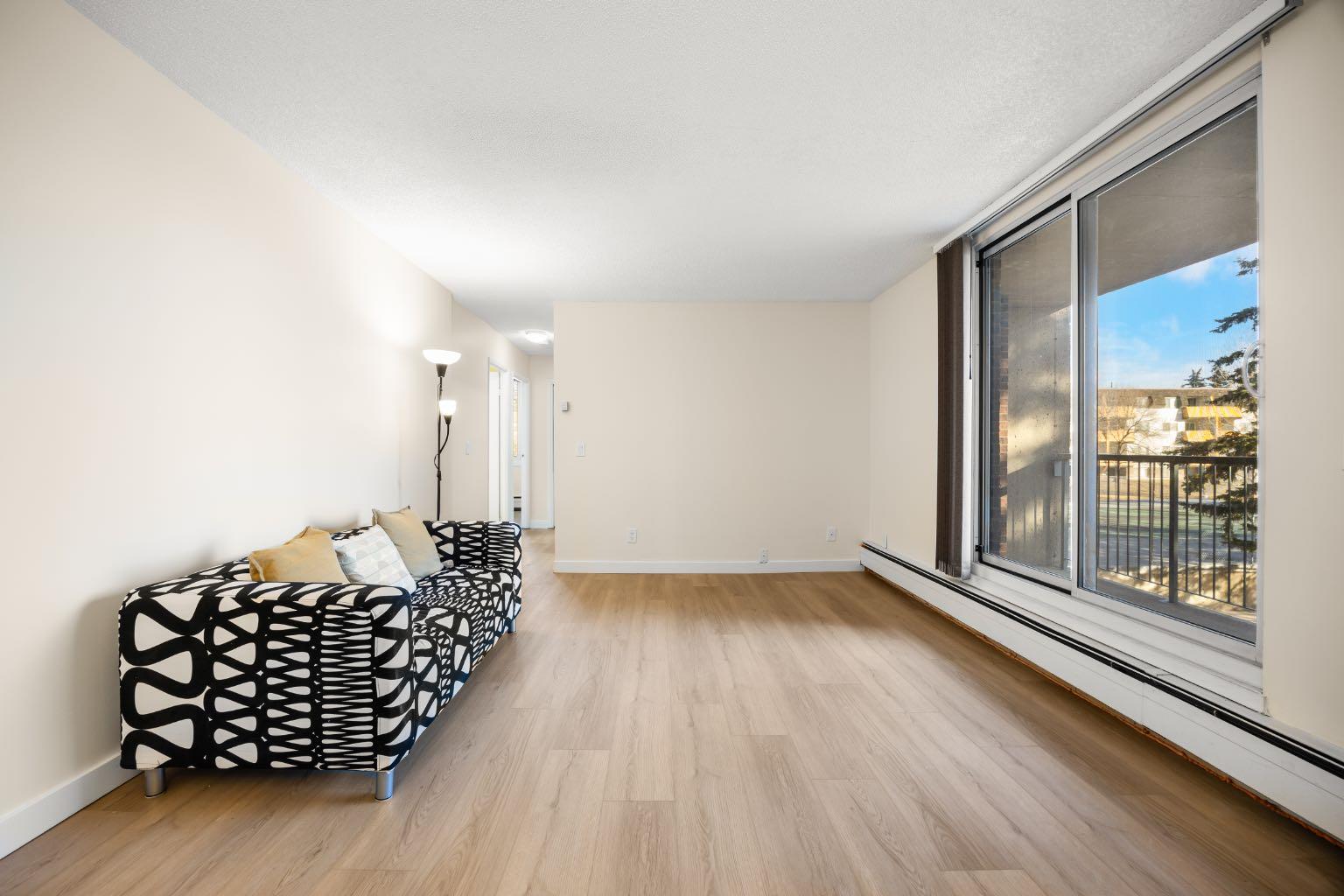 4944 Dalton Drive NW 212