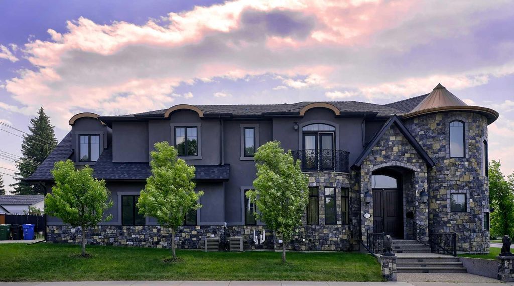 Photo of 1911 13 Avenue NW, Calgary, AB T2N 1L5 (MLS # A2229632)