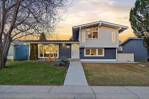 Photo of 10812 Maplecrest Road SE, Calgary, AB T2J 1X9 (MLS # A2305821)