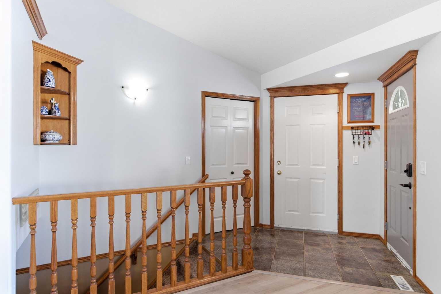 247 Cambridge Crescent