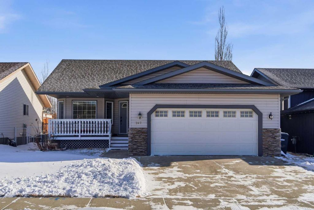 Photo of 247 Cambridge Crescent, Strathmore, AB T1P 1R9 (MLS # A2286255)