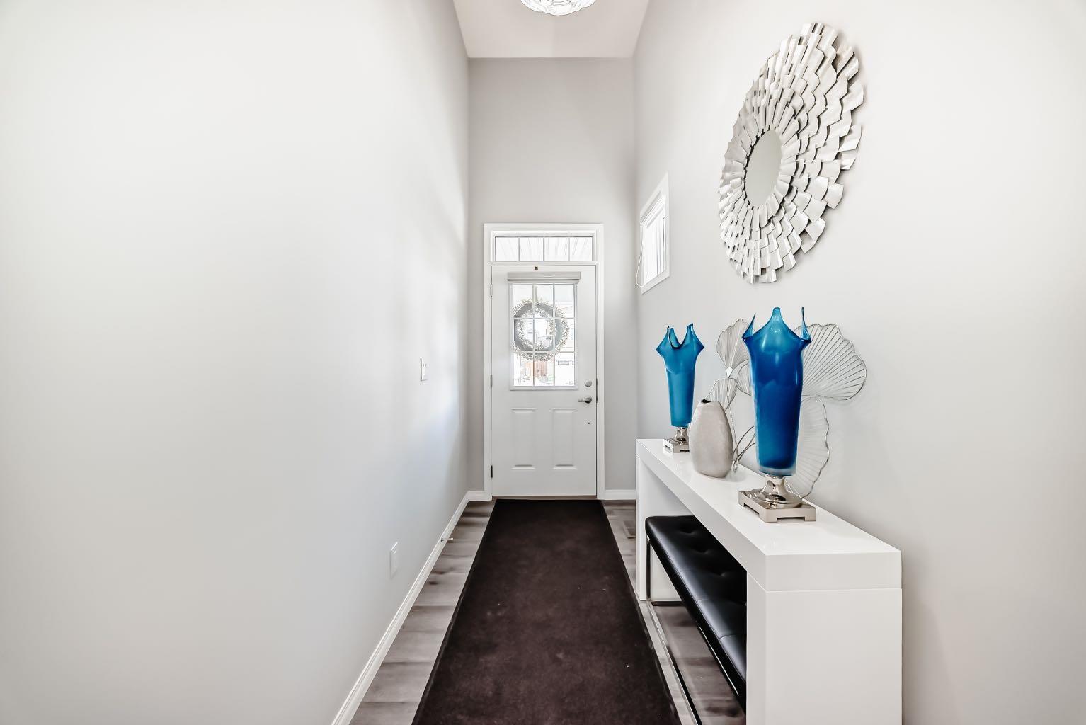 127 Carrington Crescent NW