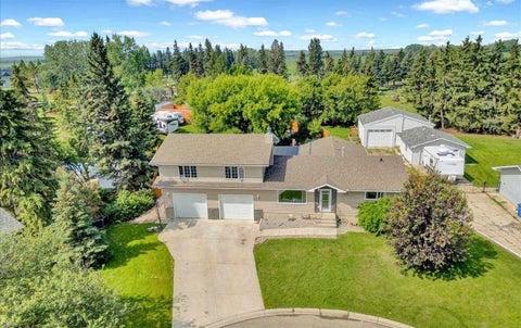 Photo of 125 13 Avenue, Carstairs, AB T0M 0N0 (MLS # A2326151)