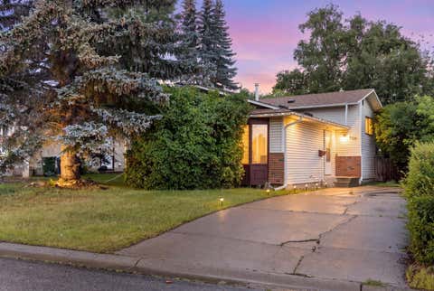 Photo of 620 Aboyne Crescent NE, Calgary, AB T2A 5Y8 (MLS # A2339631)