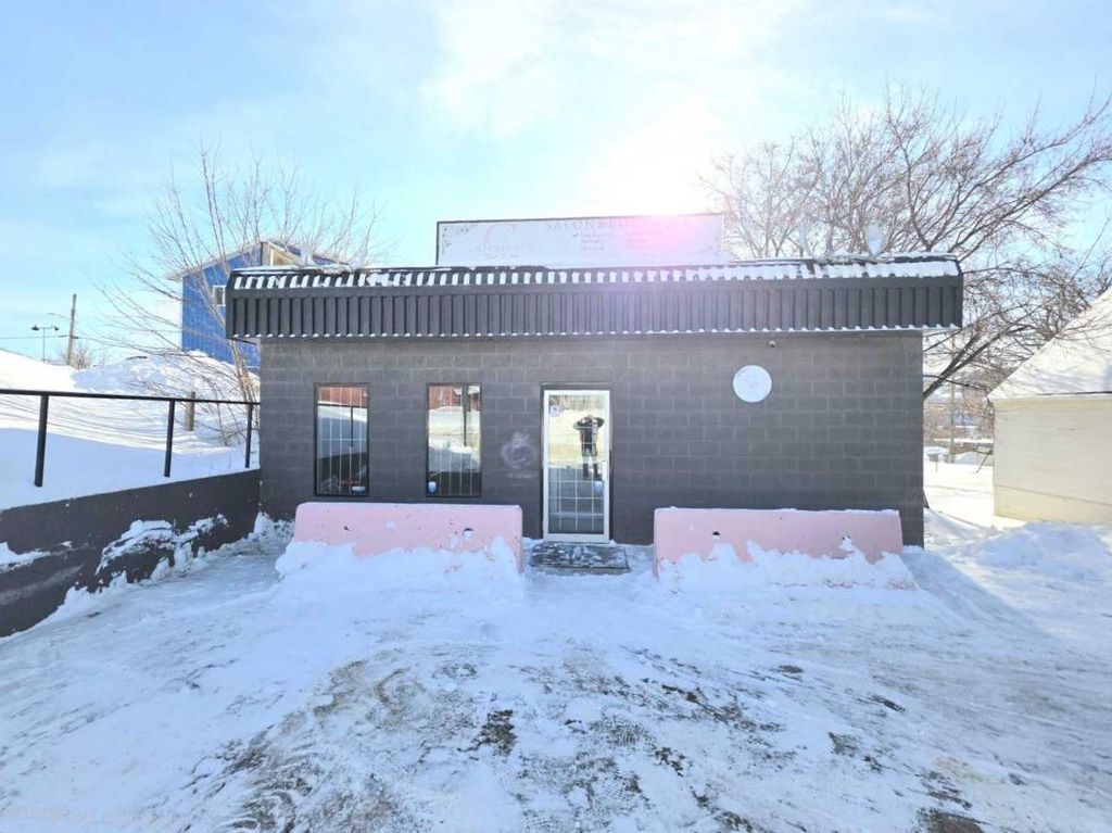 Photo of 9815 94 Avenue, Peace River, AB T8S 1S4 (MLS # A2288714)